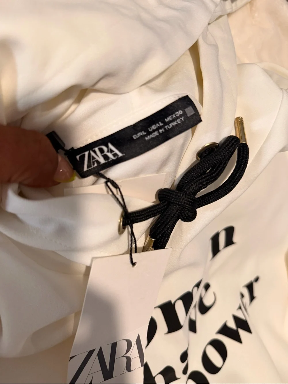 Zara Women Have The Power Graphic Hoodie NWT White Size L